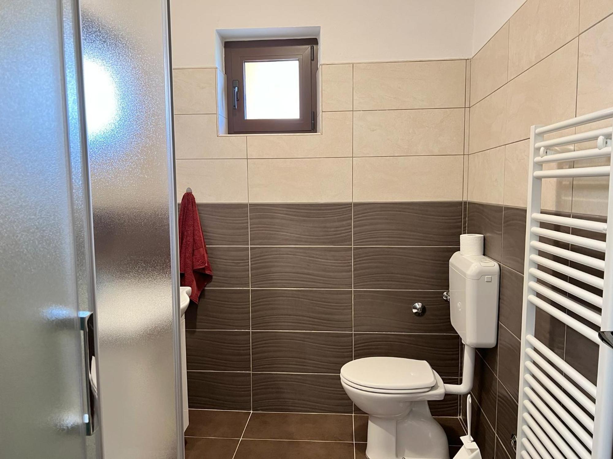 Ares Apartmán