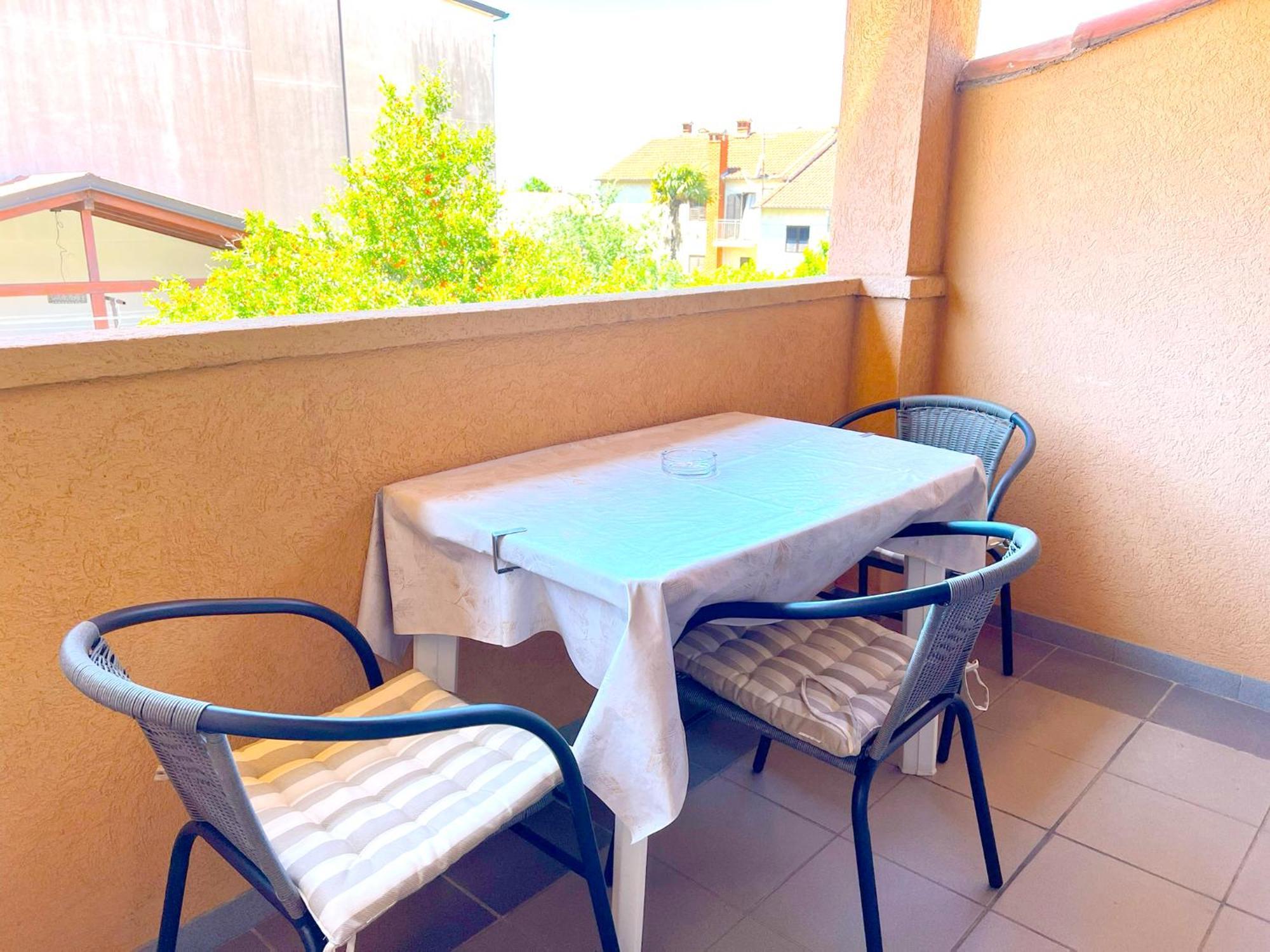 Ares Apartmán *