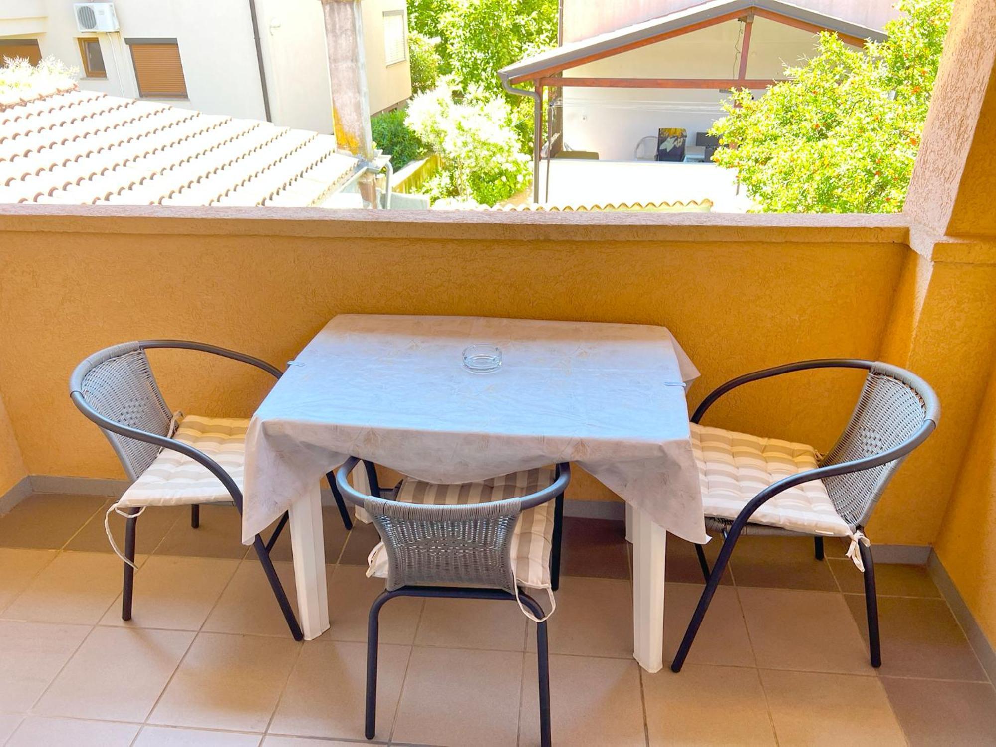 Ares Apartmán *