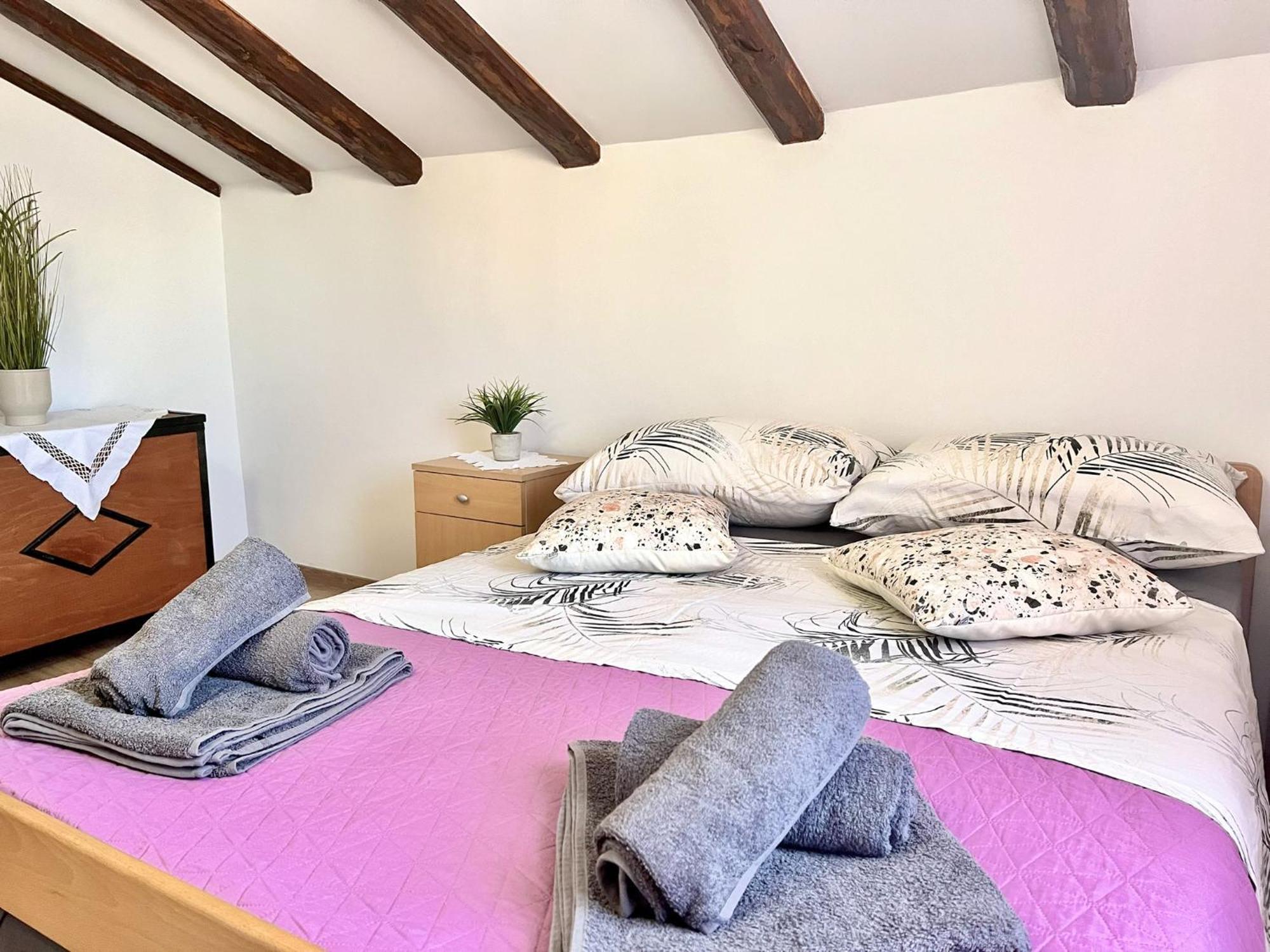 Ares Rovinj