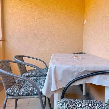 Apartments Ares Rovinj Exterior photo