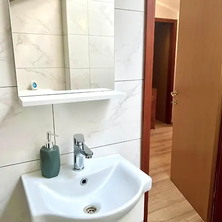 Apartments Ares Rovinj Exterior photo