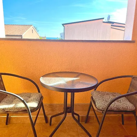 Apartments Ares Rovinj Exterior photo