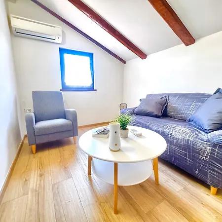 Apartments Ares Rovinj Exterior photo