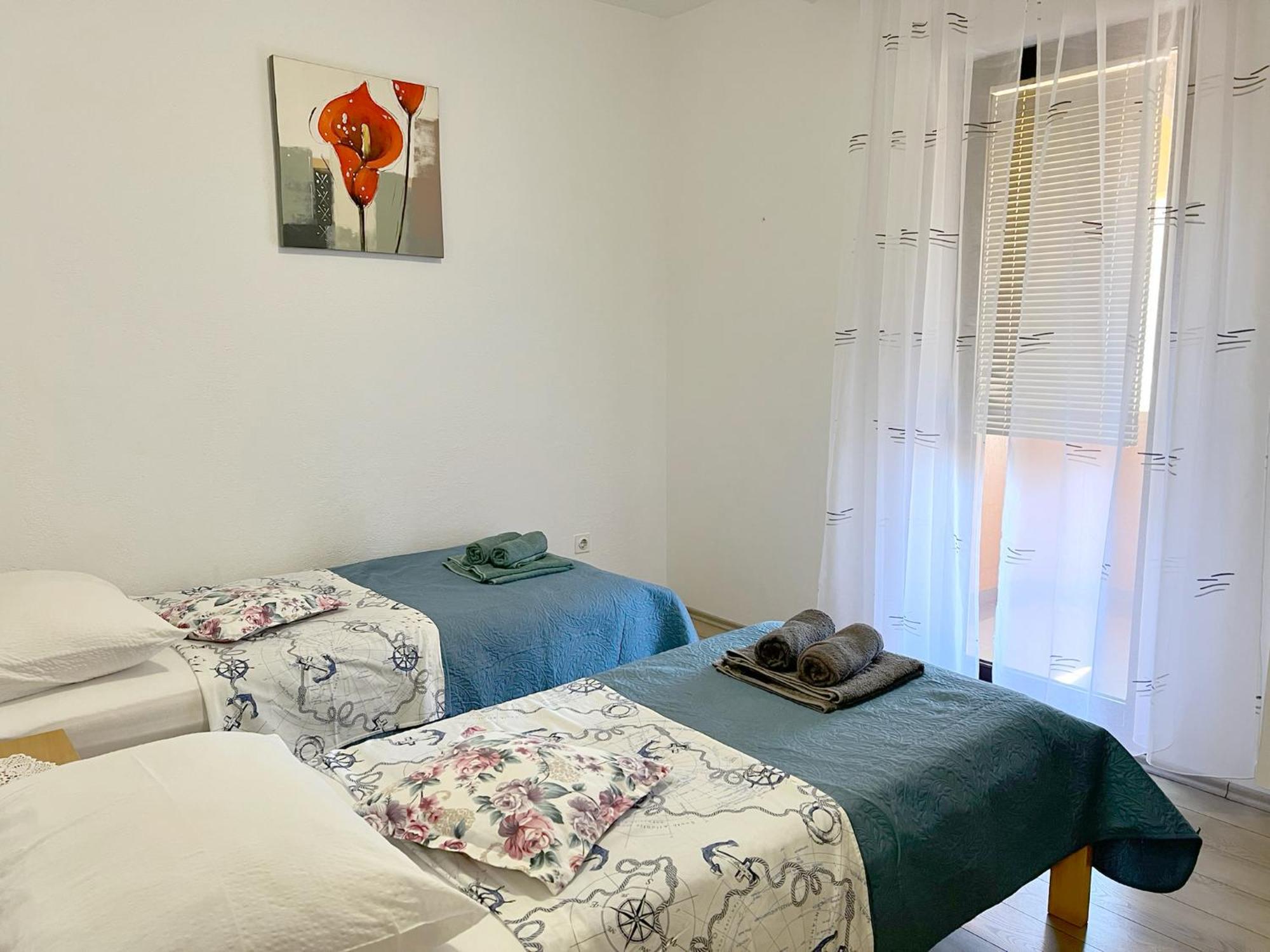 Apartament Ares *